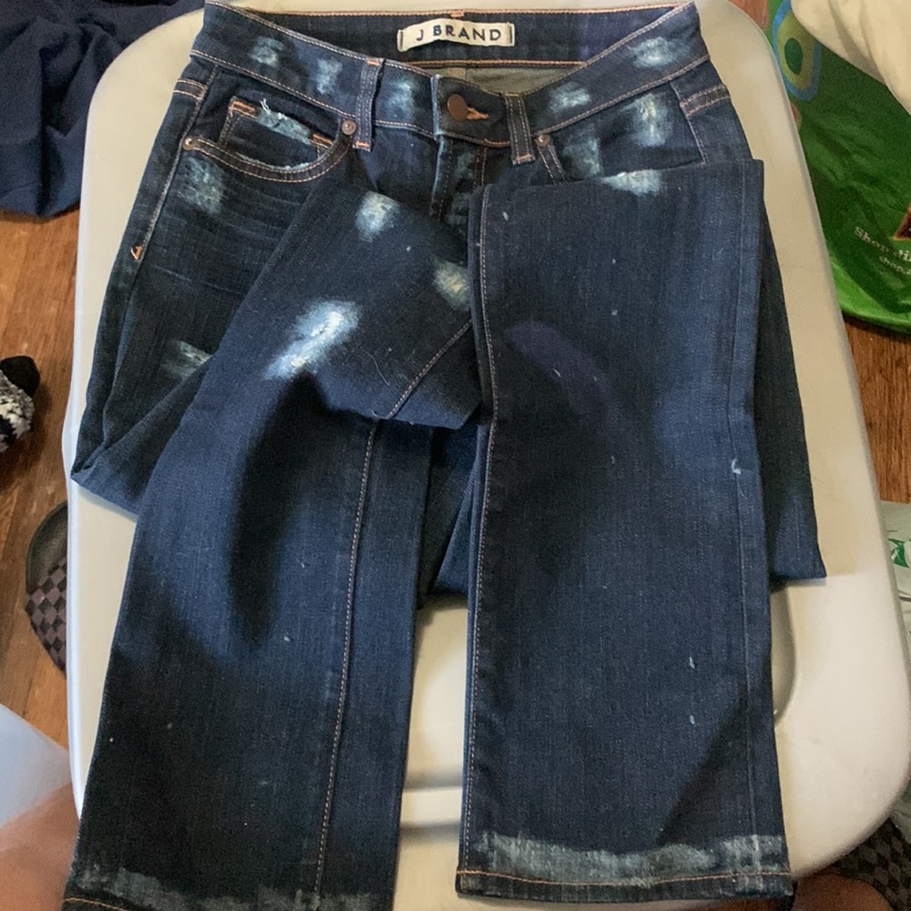 J BRAND CUSTOM DISTRESSED DENIM JEANS. - Picture 12 of 12